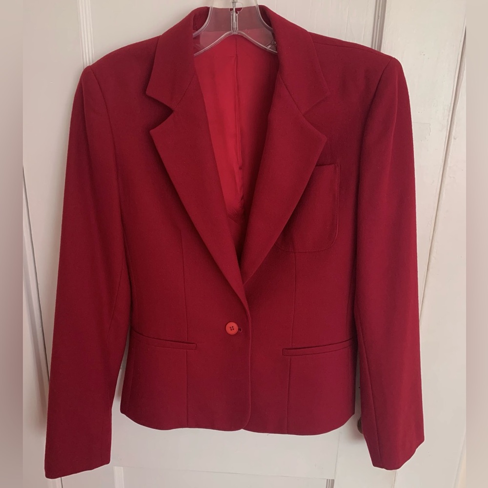 Classic Tailored Vintage Red Women's Blazer, Size 6